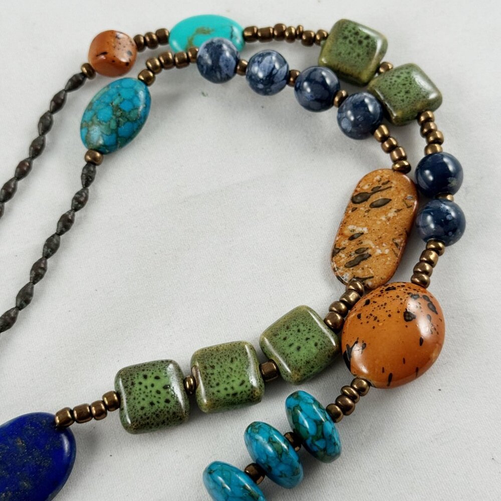 Long necklace, various types beads, signed "T", most likely Talbots vintage - Picture 5 of 5